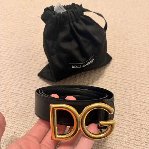 AUTHENTIC Dolce & Gabbana Black Belt with Gold DG Buckle - Picture 1 of 5